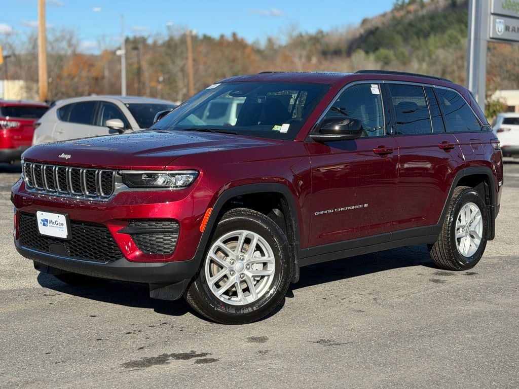 New 2025 Jeep Grand Cherokee Laredo X Sport Utility