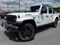 2025 Jeep Gladiator Willys Pickup