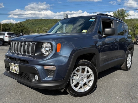 2022 Jeep Renegade Latitude SUV