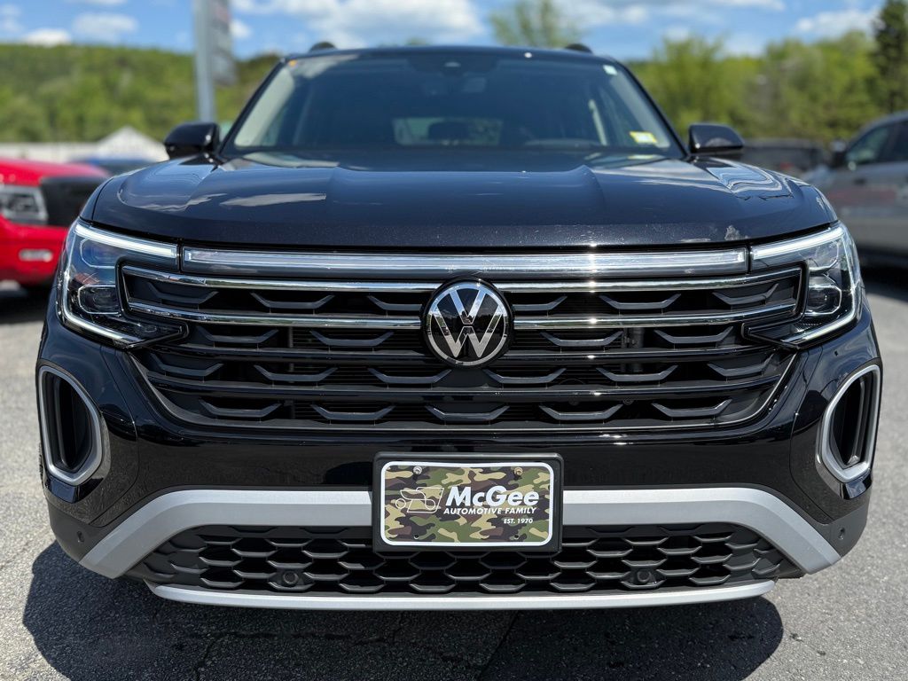 Used 2024 Volkswagen Atlas Atlas Peak Edition with VIN 1V2GR2CA5RC547277 for sale in Barre, VT