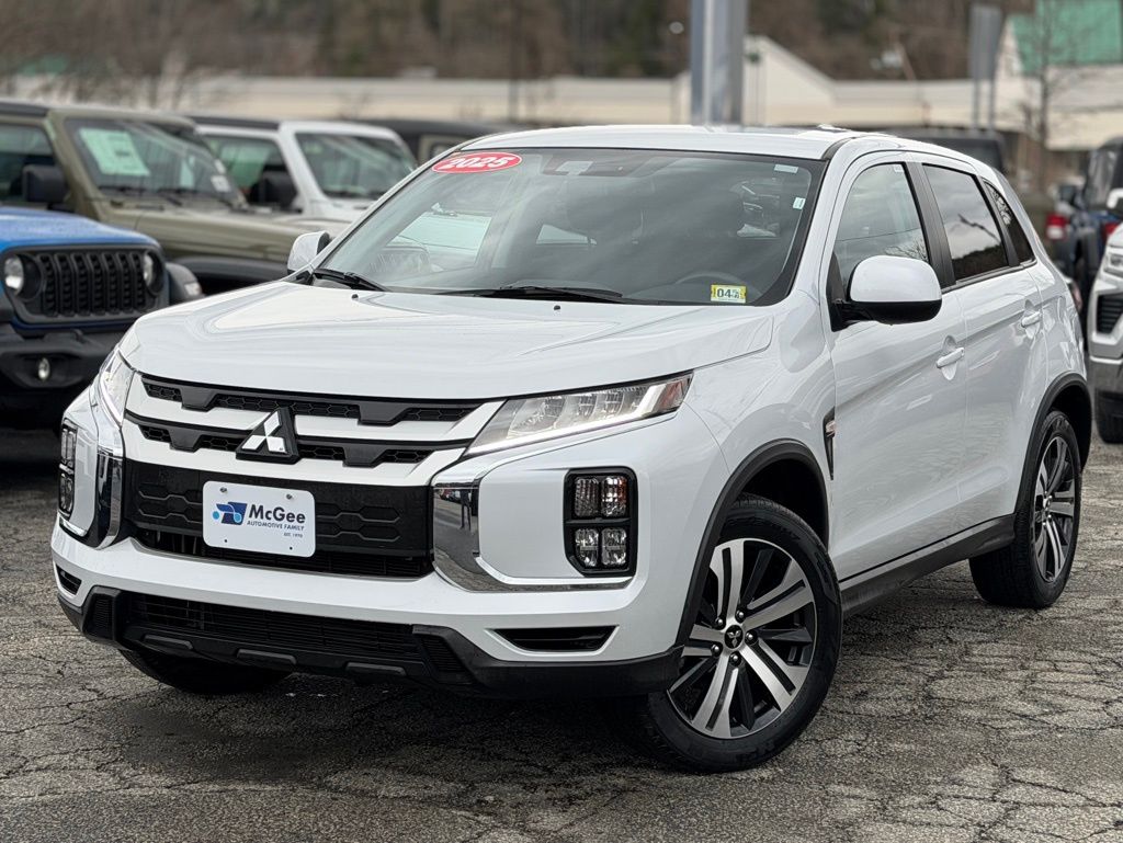 2025 Mitsubishi Outlander Sport ES