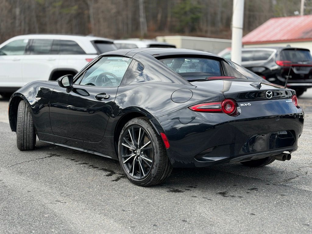 2024 Mazda MX-5 Miata Miata RF Grand Touring photo 3