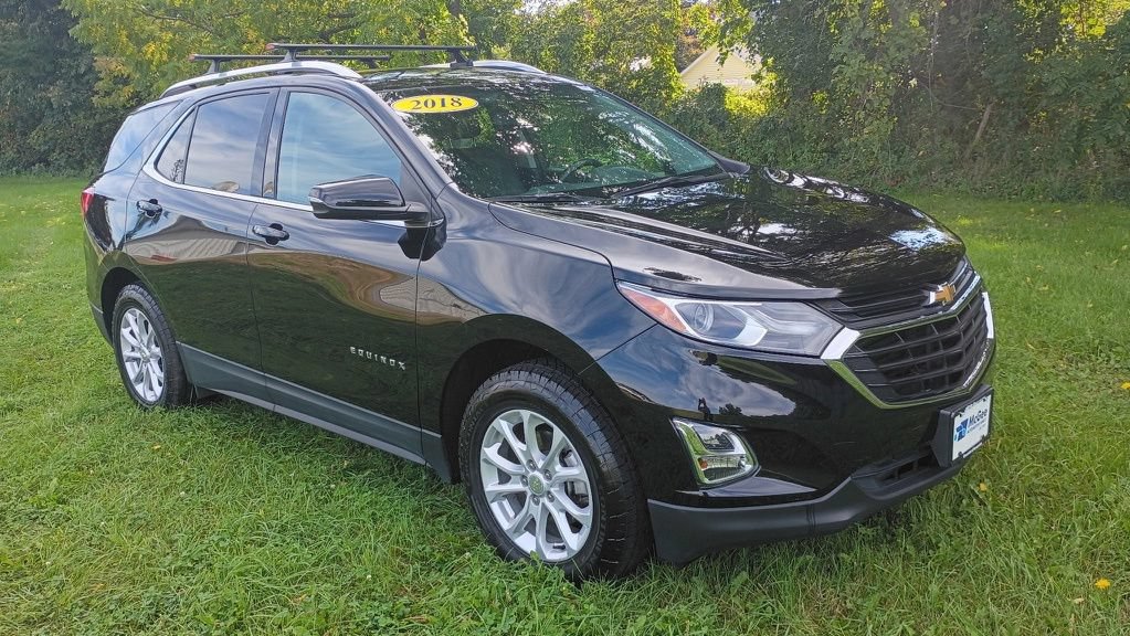 Used 2018 Chevrolet Equinox LT with VIN 3GNAXUEUXJL340562 for sale in Greenwich, NY