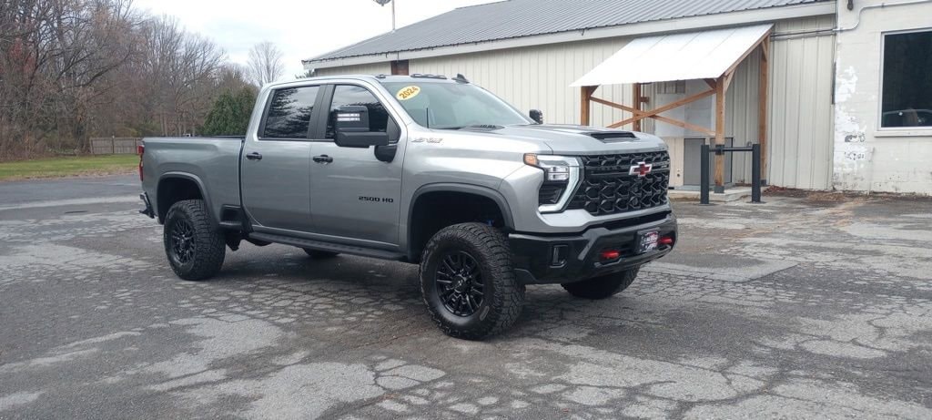 2024 Chevrolet Silverado 2500 HD Truck Crew Cab 