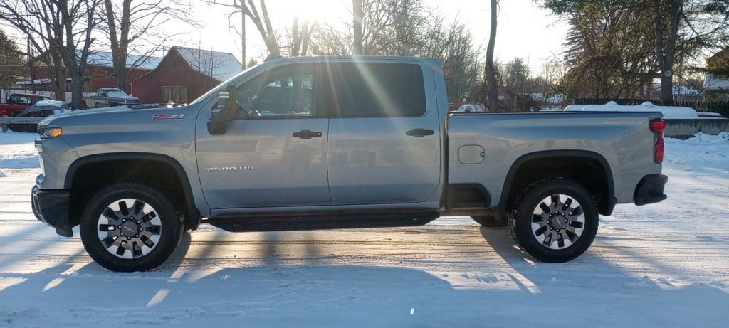 Used 2024 Chevrolet Silverado 2500 HD Custom Truck Crew Cab