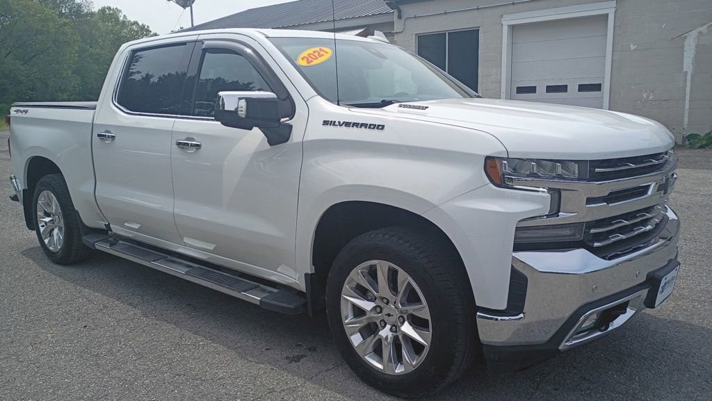 2021 Chevrolet Silverado 1500 LTZ 4X4 Crew Cab Short Box's photo