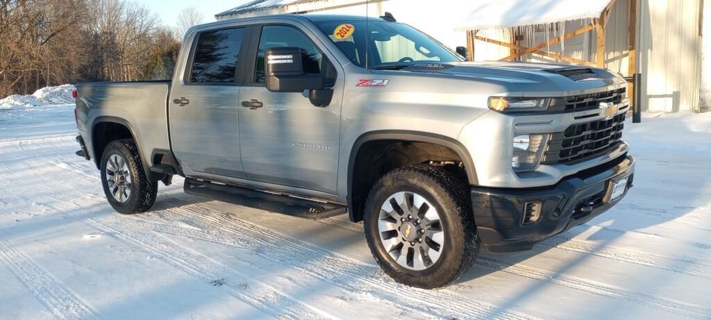 Used 2024 Chevrolet Silverado 2500 HD Custom Truck Crew Cab