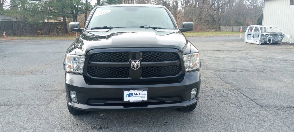 2016 Ram 1500 Express photo 2