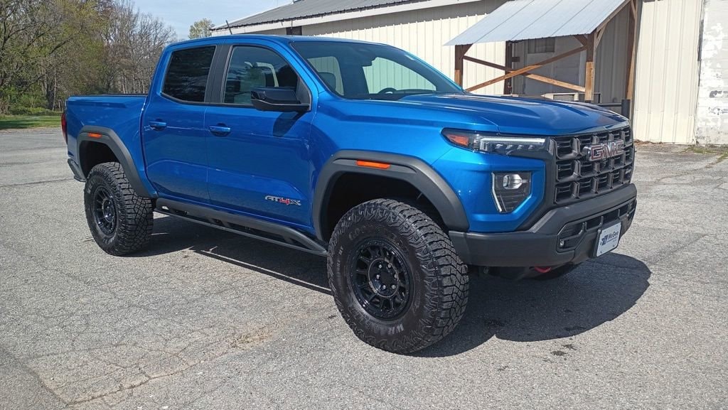 2024 GMC Canyon 4WD AT4X Crew Cab Short Box's photo