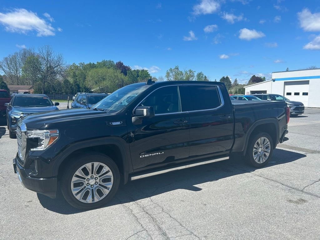 2021 GMC Sierra 4WD Crew Cab Short Box Denali's photo