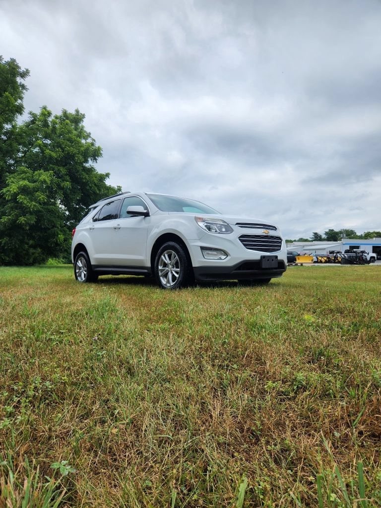 Used 2017 Chevrolet Equinox LT with VIN 2GNFLFEK3H6268842 for sale in Greenwich, NY