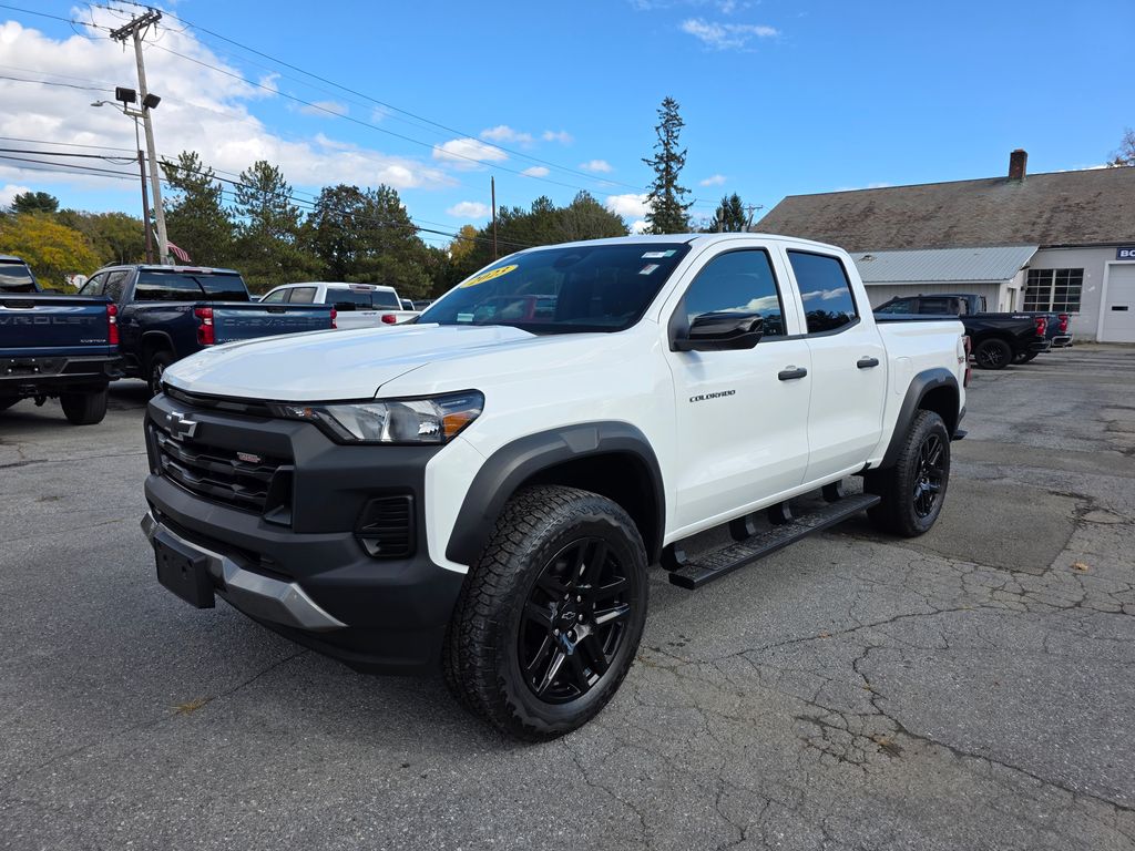 2023 Chevrolet Colorado Trail Boss photo 3