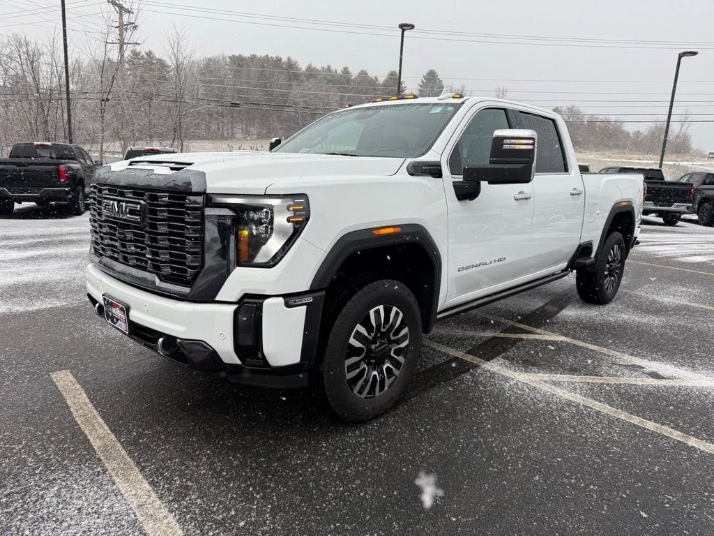 2024 GMC Sierra 3500HD Denali Ultimate's photo