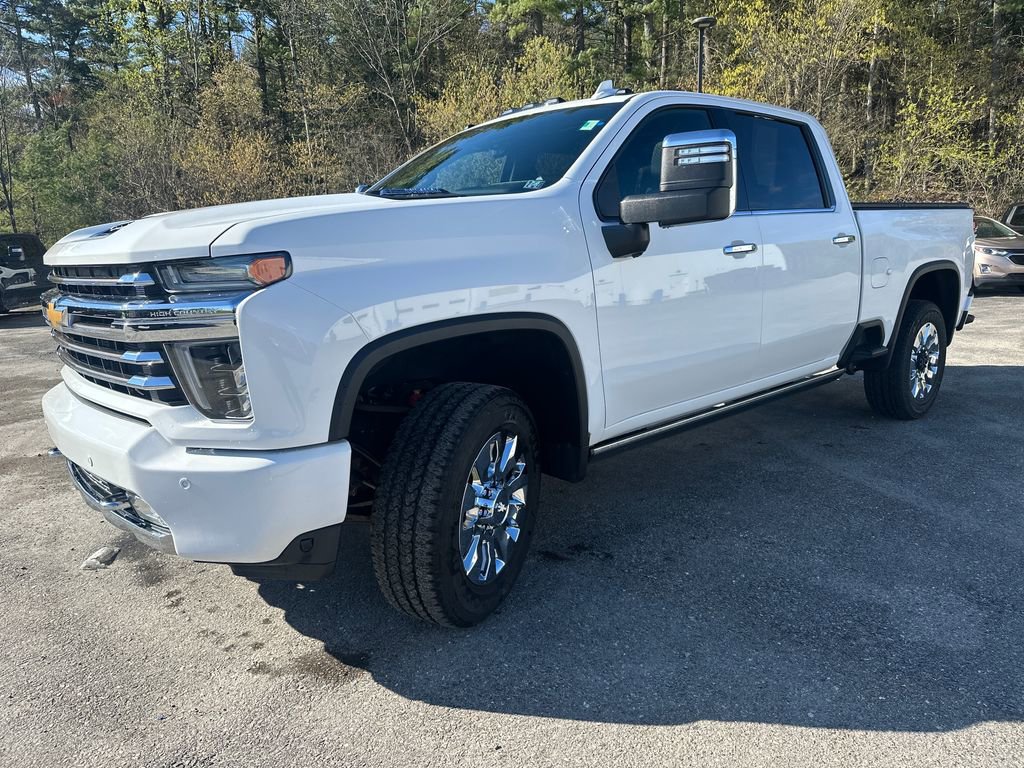 2022 Chevrolet Silverado HD High Country 4WD Crew Cab Standard Box's photo