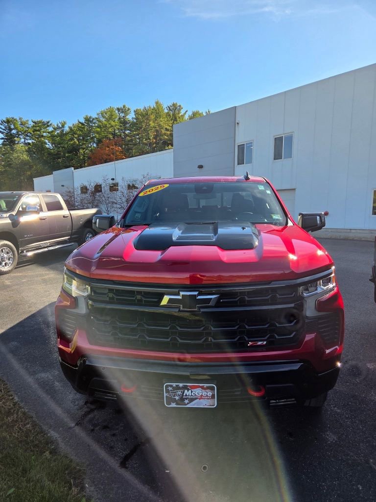 2025 Chevrolet Silverado 1500 LT Trail Boss photo 4
