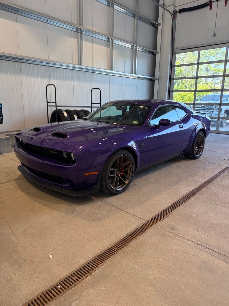2023 Dodge Challenger SRT Hellcat Redeye Jailbreak Auto's photo