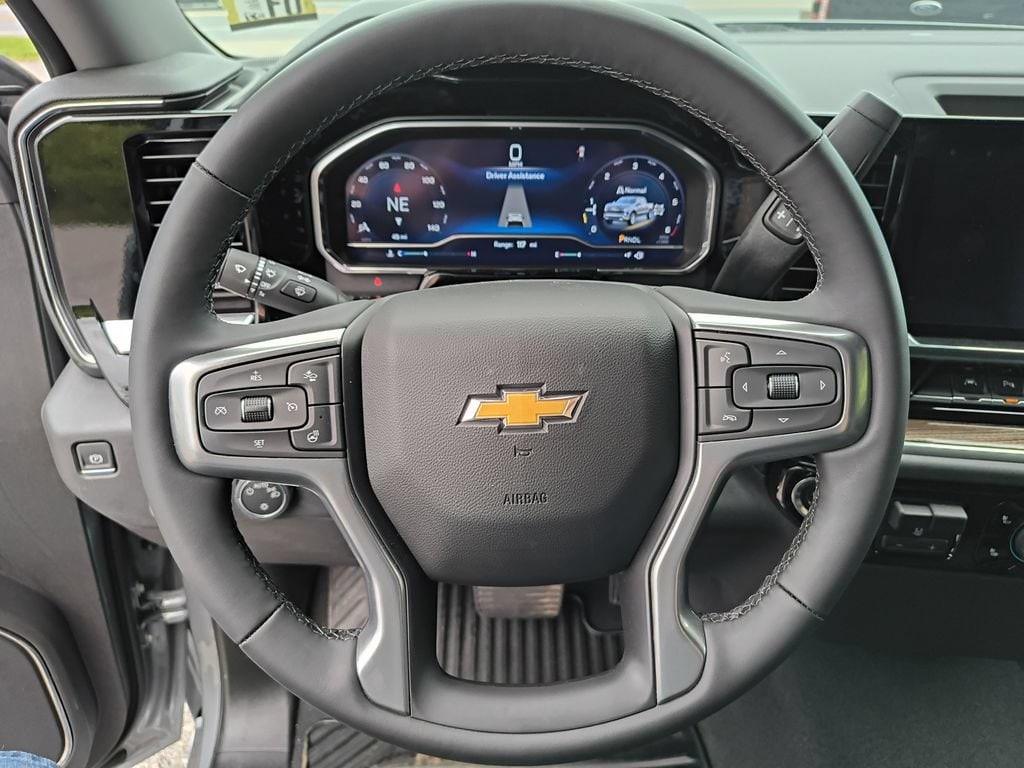 2025 Chevrolet Silverado 1500 LT - Photo 30