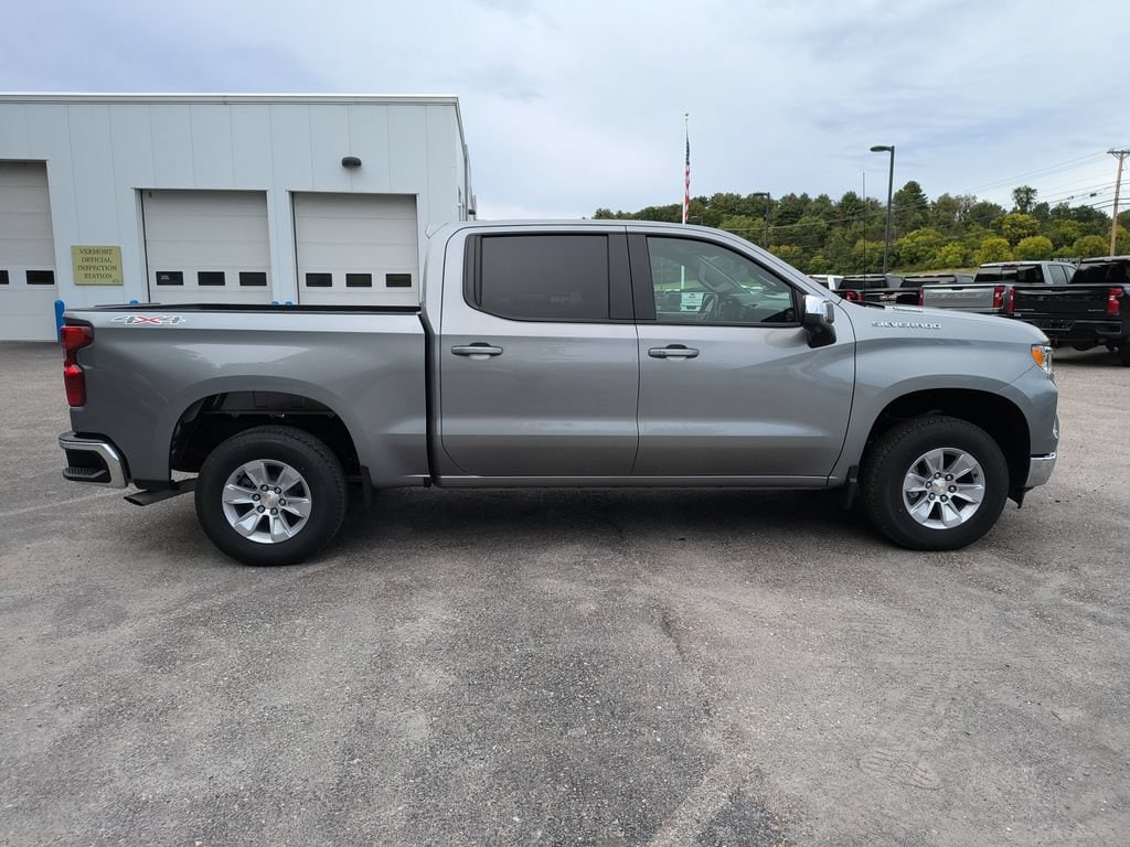 2025 Chevrolet Silverado 1500 LT - Photo 13