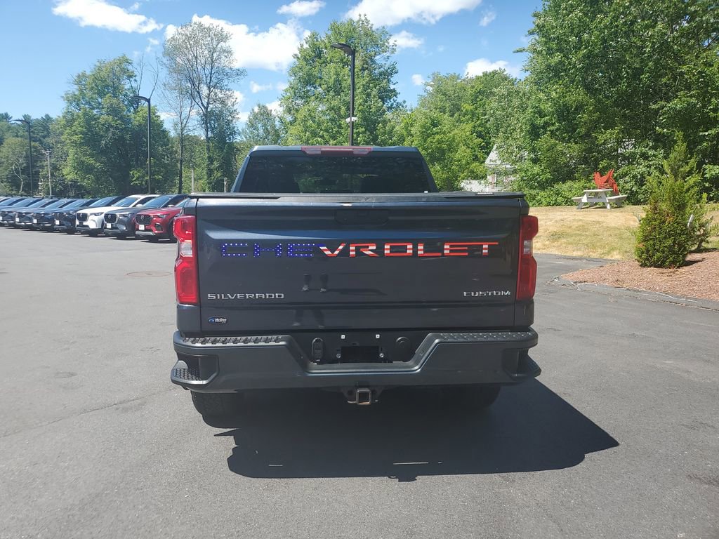 2021 Chevrolet Silverado 1500 Custom photo 4