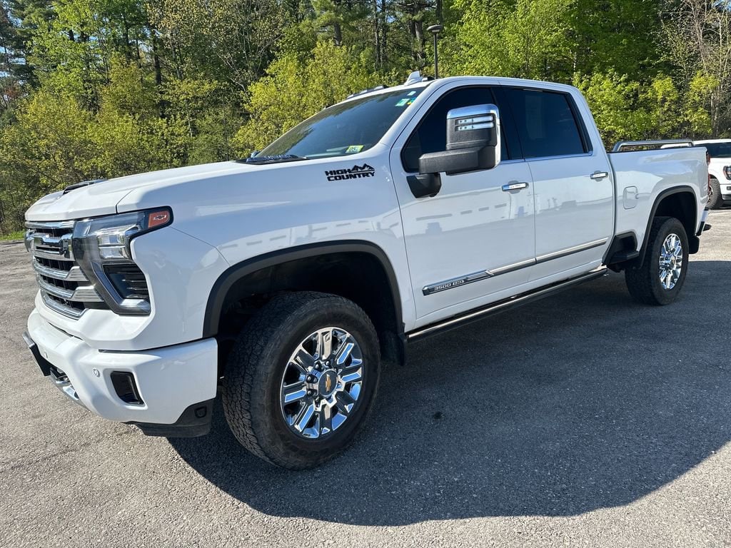 2024 Chevrolet Silverado HD High Country 4WD Crew Cab Long Box SRW's photo