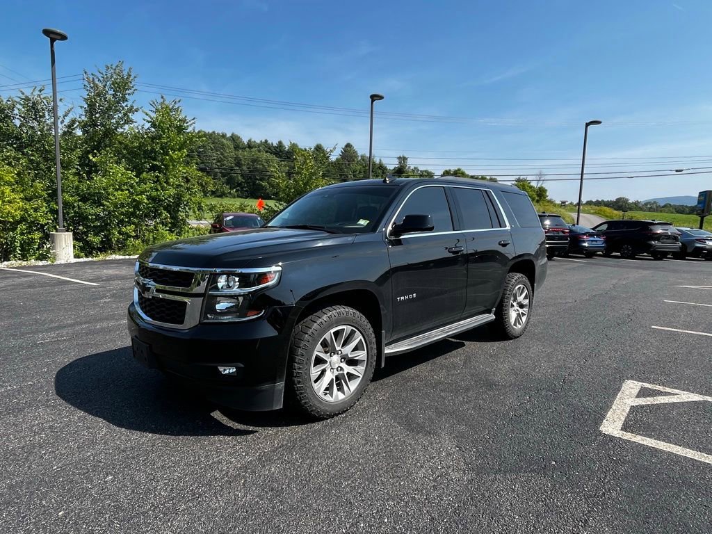 2020 Chevrolet Tahoe LT photo 3