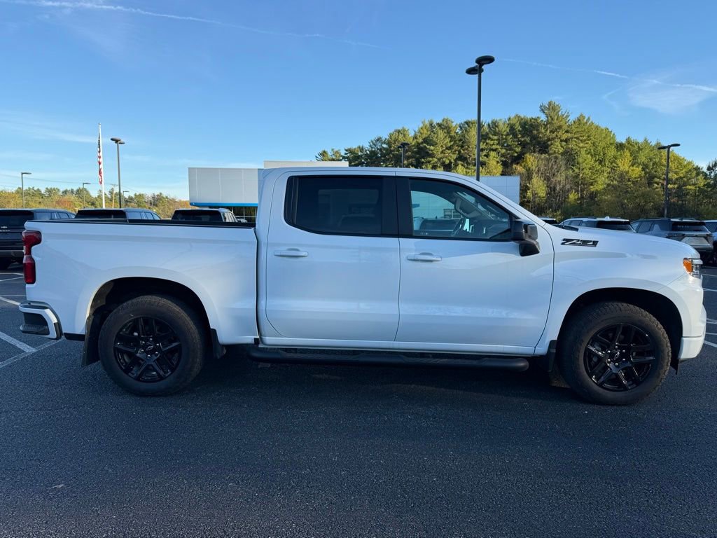 2025 Chevrolet Silverado 1500 RST photo 4