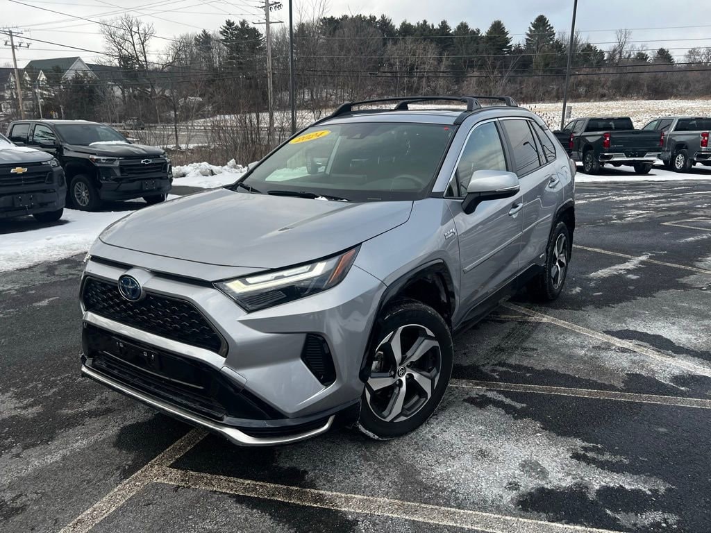 2024 Toyota RAV4 SE