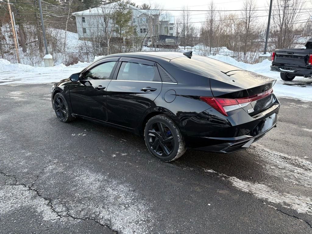 Used 2021 Hyundai Elantra SEL Sedan
