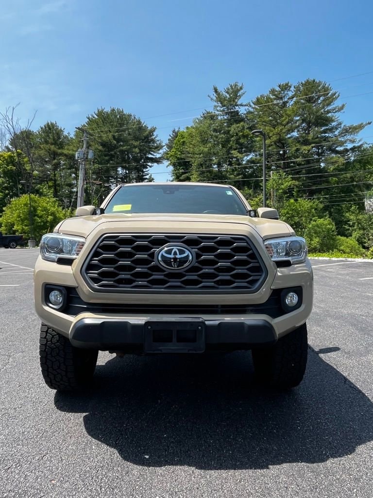 Used 2020 Toyota Tacoma TRD Off Road with VIN 3TMCZ5AN8LM295053 for sale in Middlebury, VT