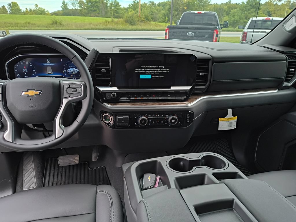 2025 Chevrolet Silverado 1500 LT - Photo 25