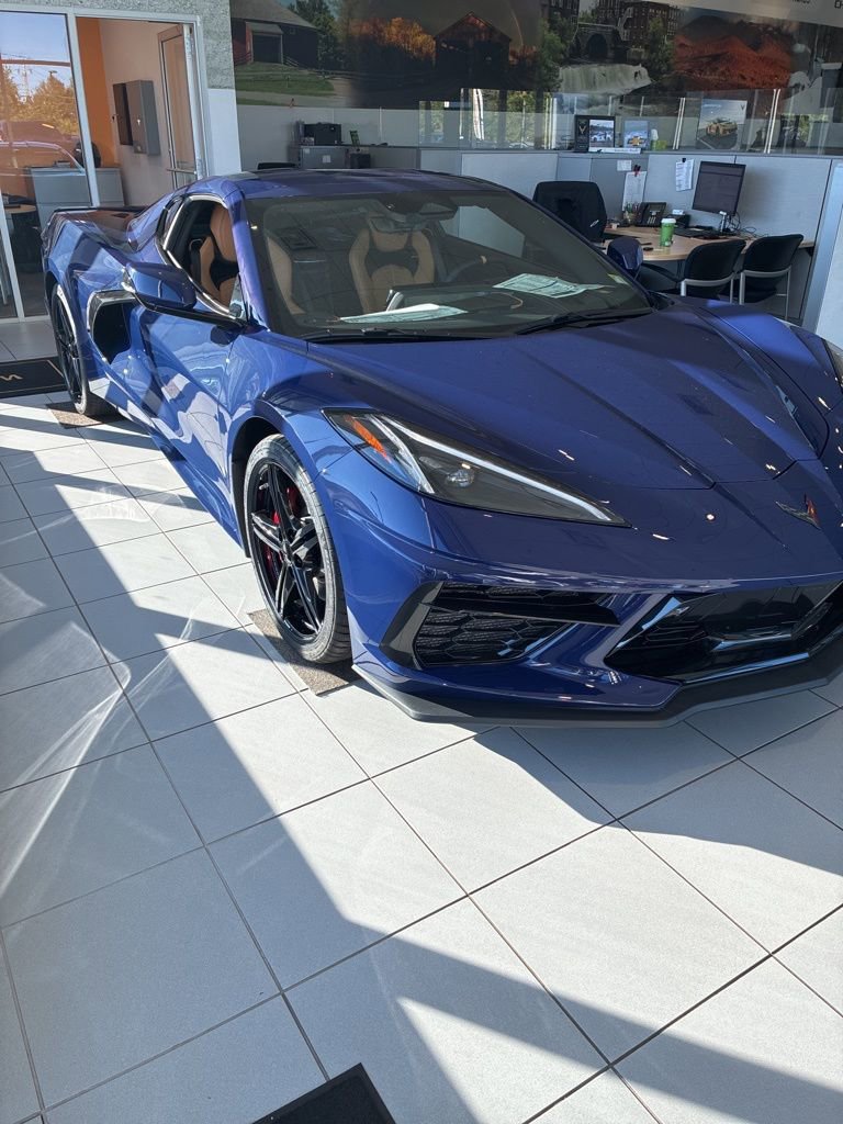 2026 Chevrolet Corvette Stingray 2LT photo 2