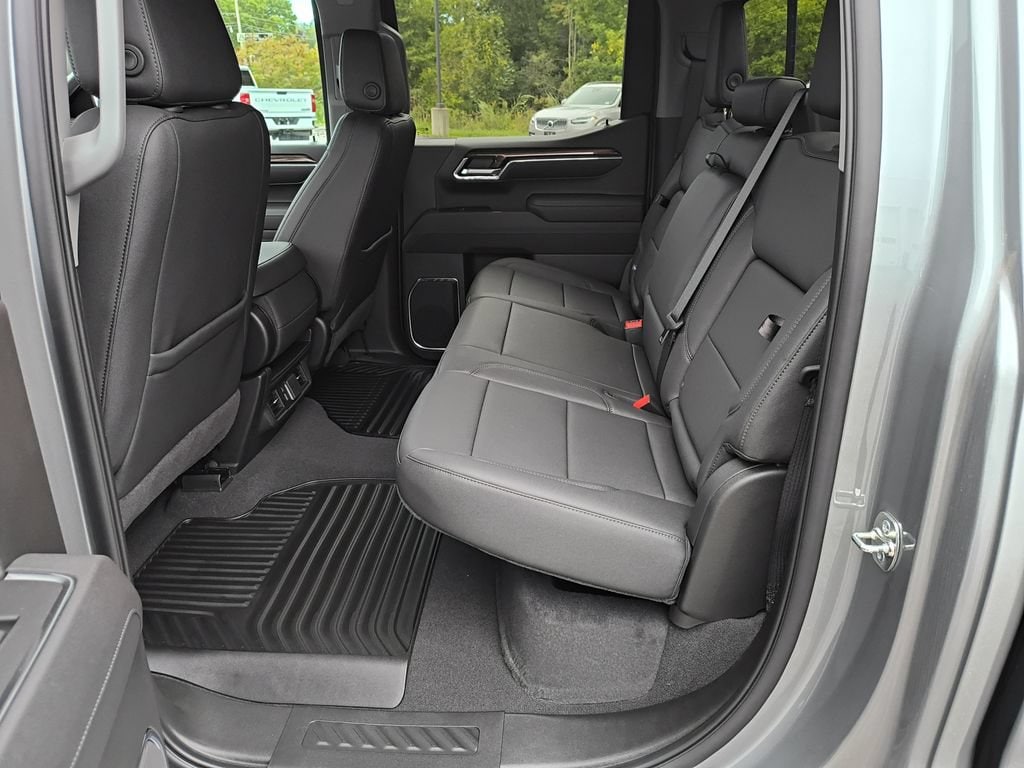 2025 Chevrolet Silverado 1500 LT - Photo 26