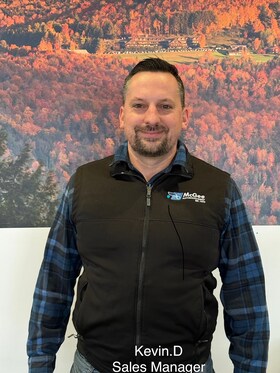 Staff member Kevin D from ID_2e191bacabb0