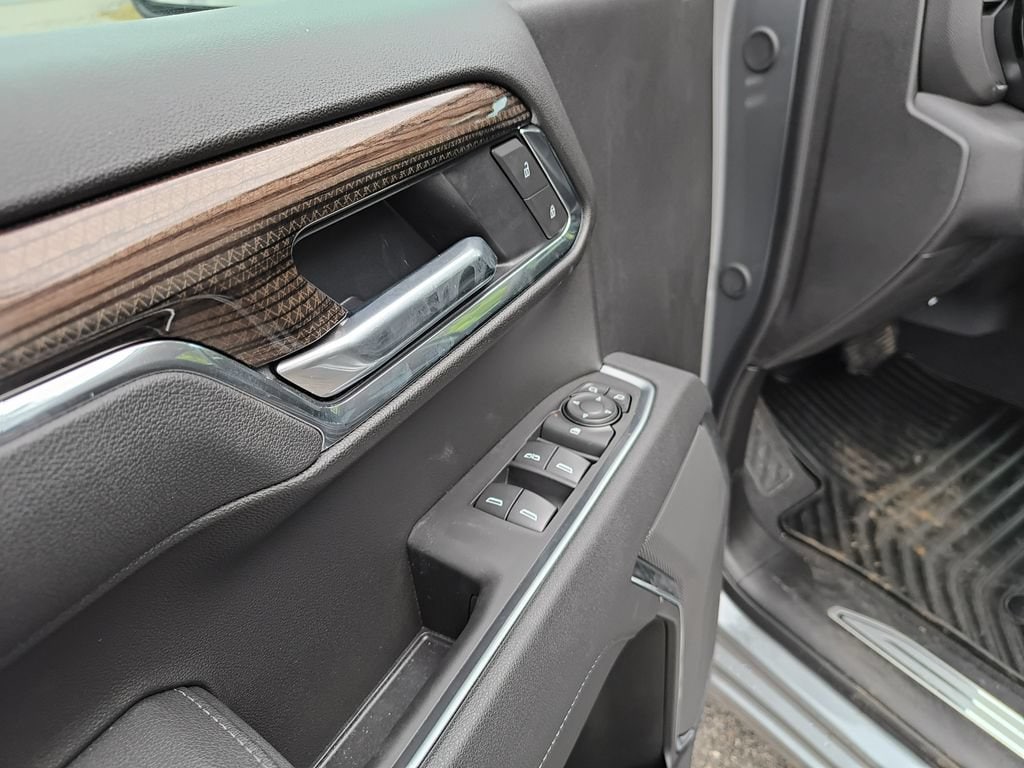 2025 Chevrolet Silverado 1500 LT - Photo 23