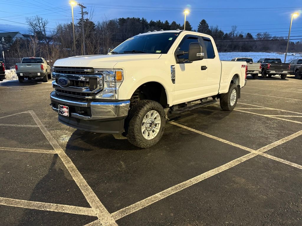 2022 Ford F-350 Super Duty XL's photo