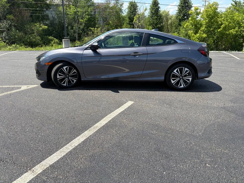 Used 2018 Honda Civic EX-T with VIN 2HGFC3B38JH354597 for sale in Middlebury, VT