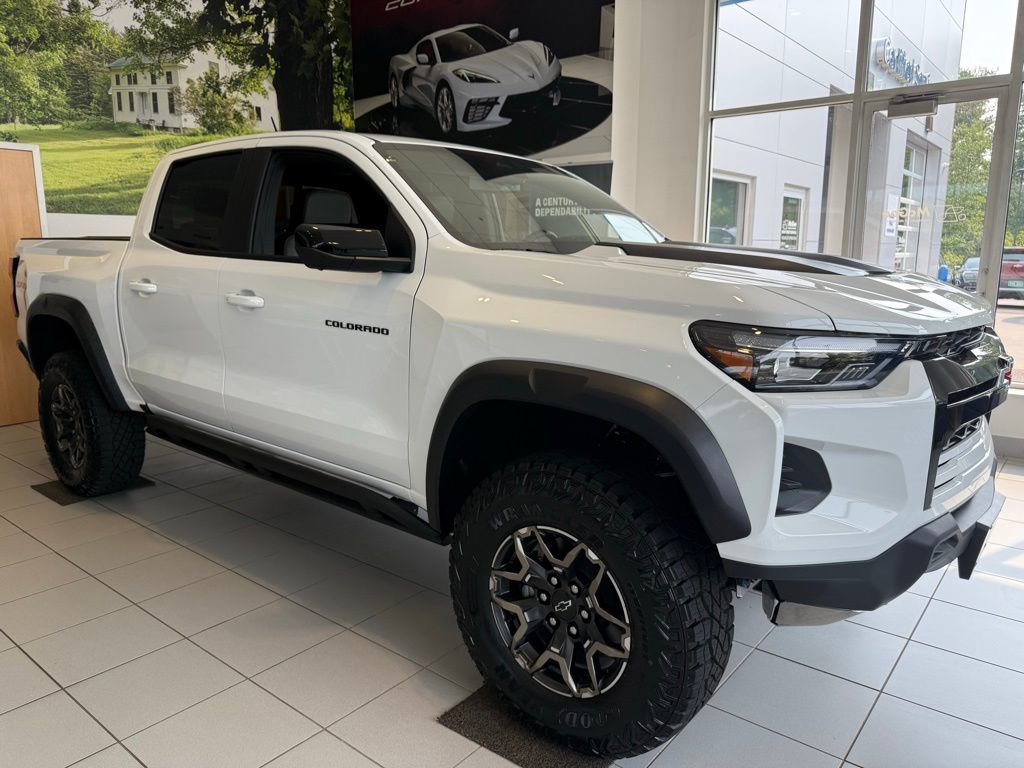 2025 Chevrolet Colorado Truck 