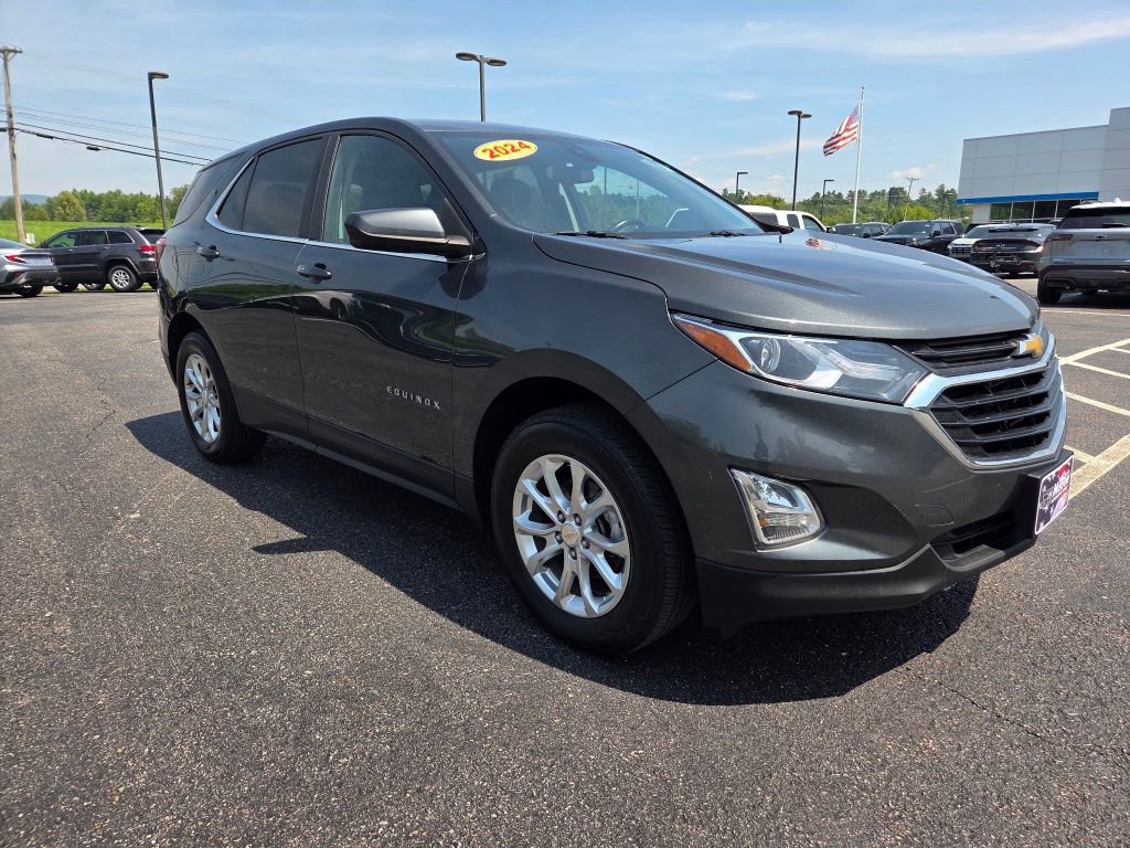 2021 Chevrolet Equinox LT photo 3