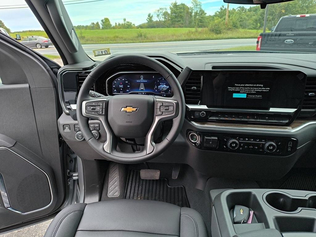 2025 Chevrolet Silverado 1500 LT - Photo 28