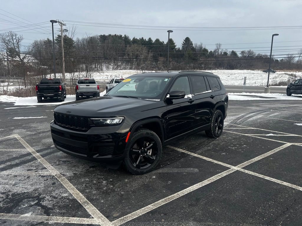 2023 Jeep Grand Cherokee L Altitude's photo