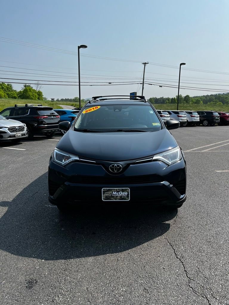 Used 2018 Toyota RAV4 LE with VIN JTMBFREV1JJ747909 for sale in Middlebury, VT