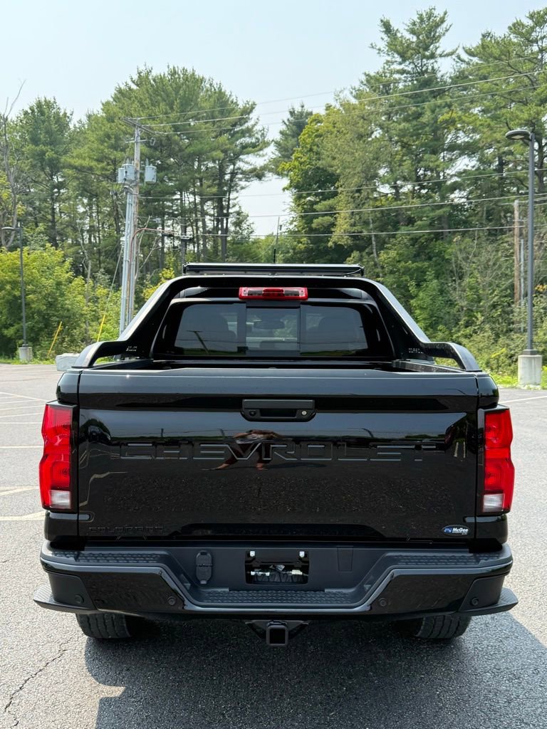 2025 Chevrolet Colorado Z71 photo 3