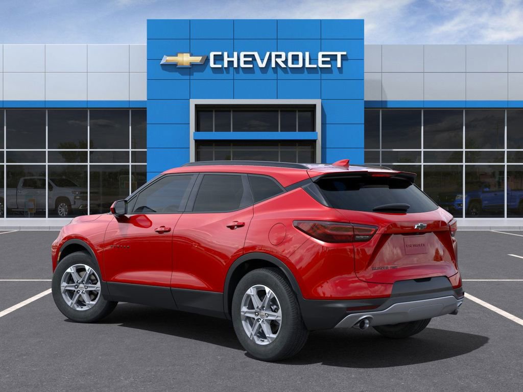 2025 Chevrolet Blazer 2LT photo 3