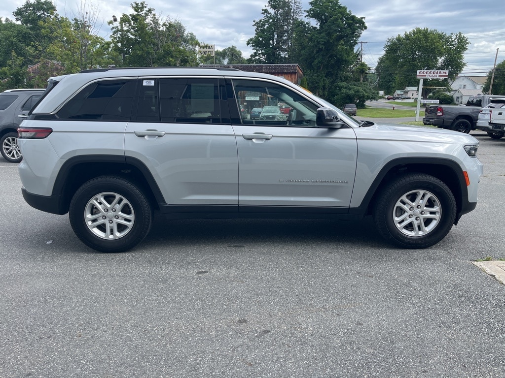 Used 2022 Jeep Grand Cherokee Laredo with VIN 1C4RJHAG9N8607540 for sale in Brattleboro, VT