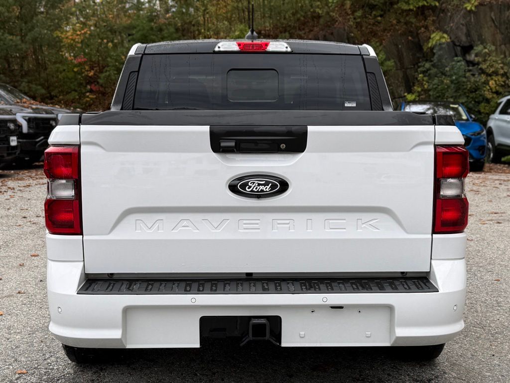 2025 Ford Maverick photo 4