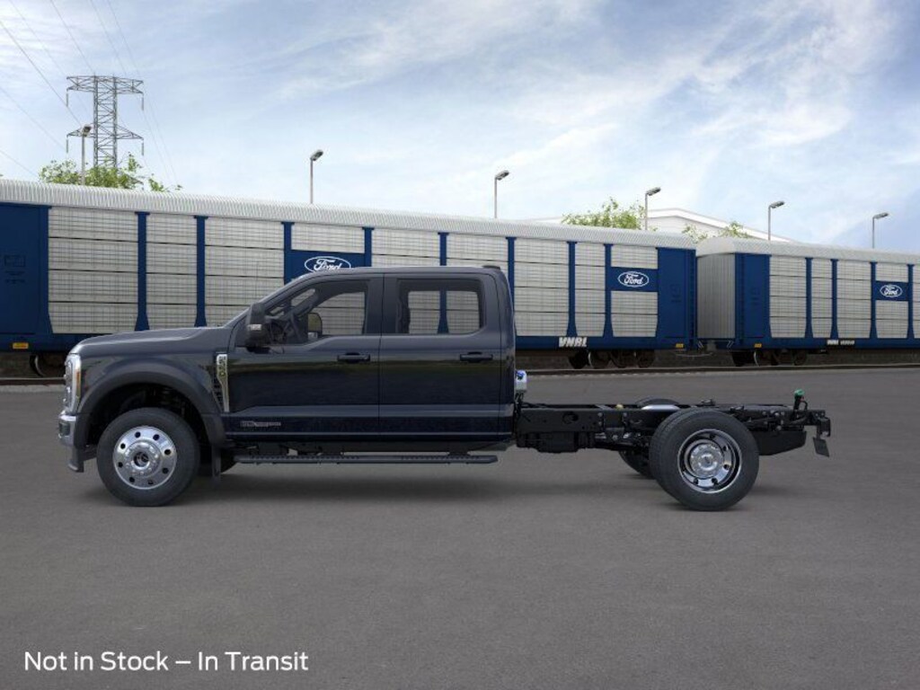 New 2026 Ford F-550SD Lariat Chassis