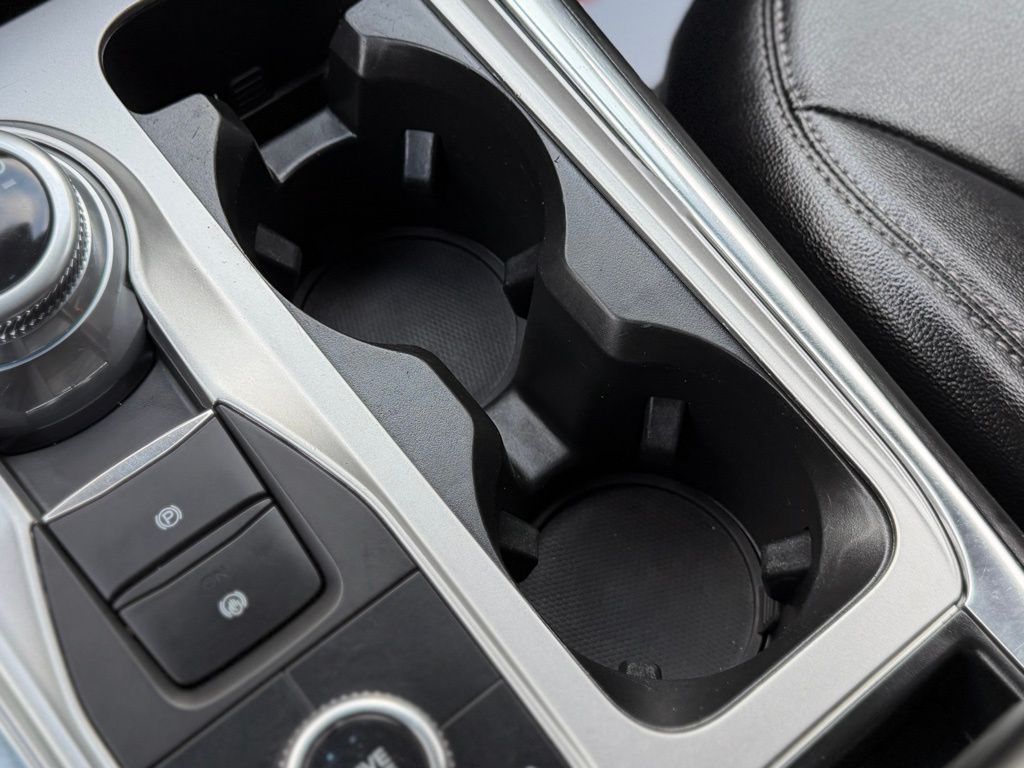 2021 Ford Explorer XLT - Photo 14