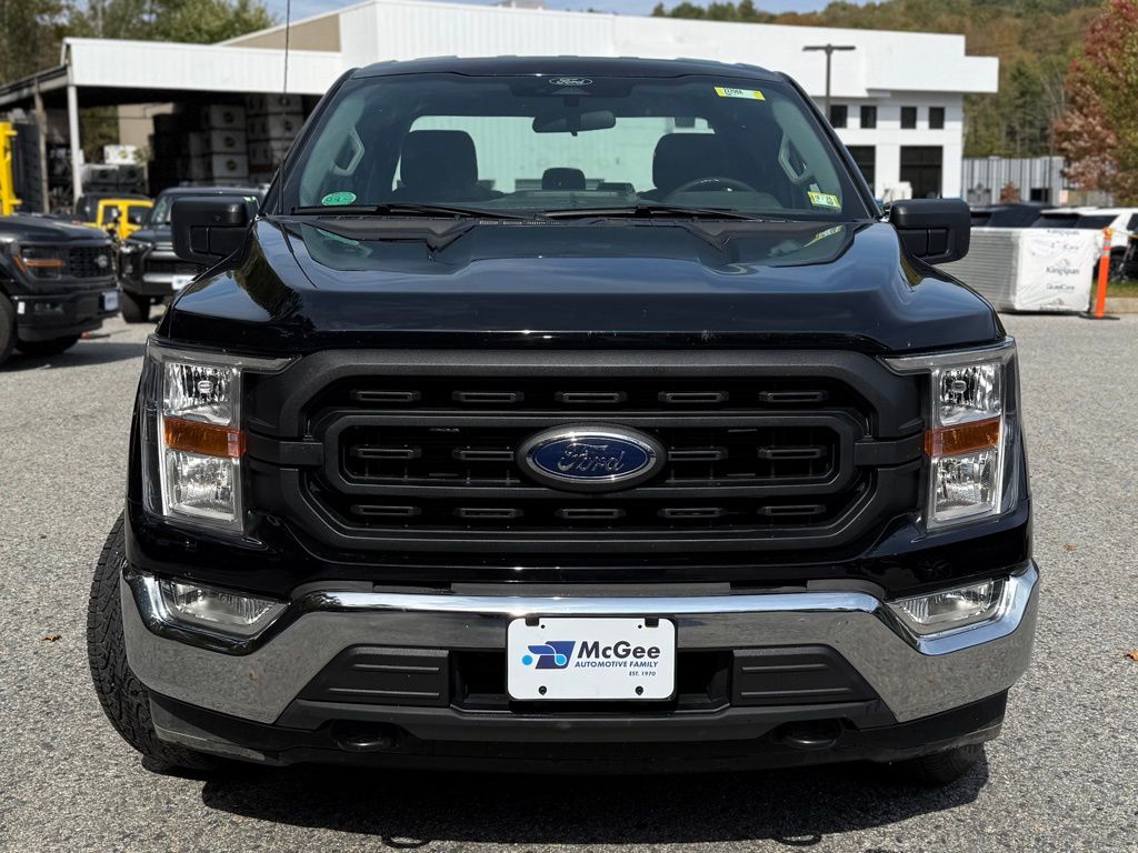 2022 Ford F-150 XL photo 2