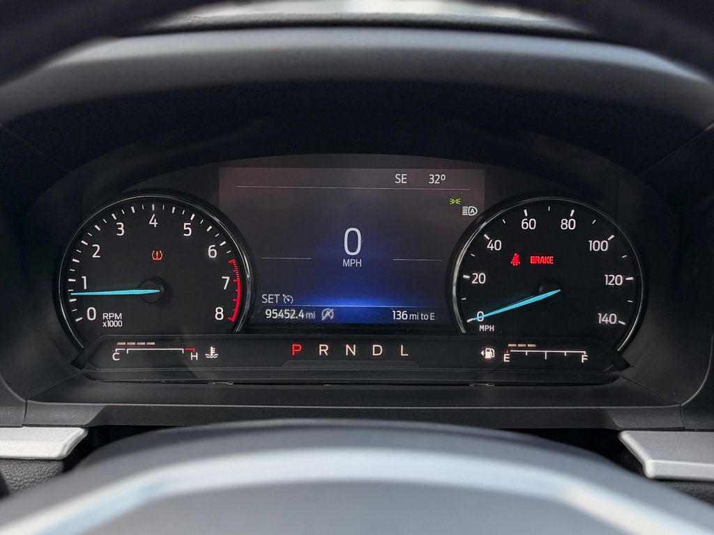 2021 Ford Explorer XLT - Photo 9