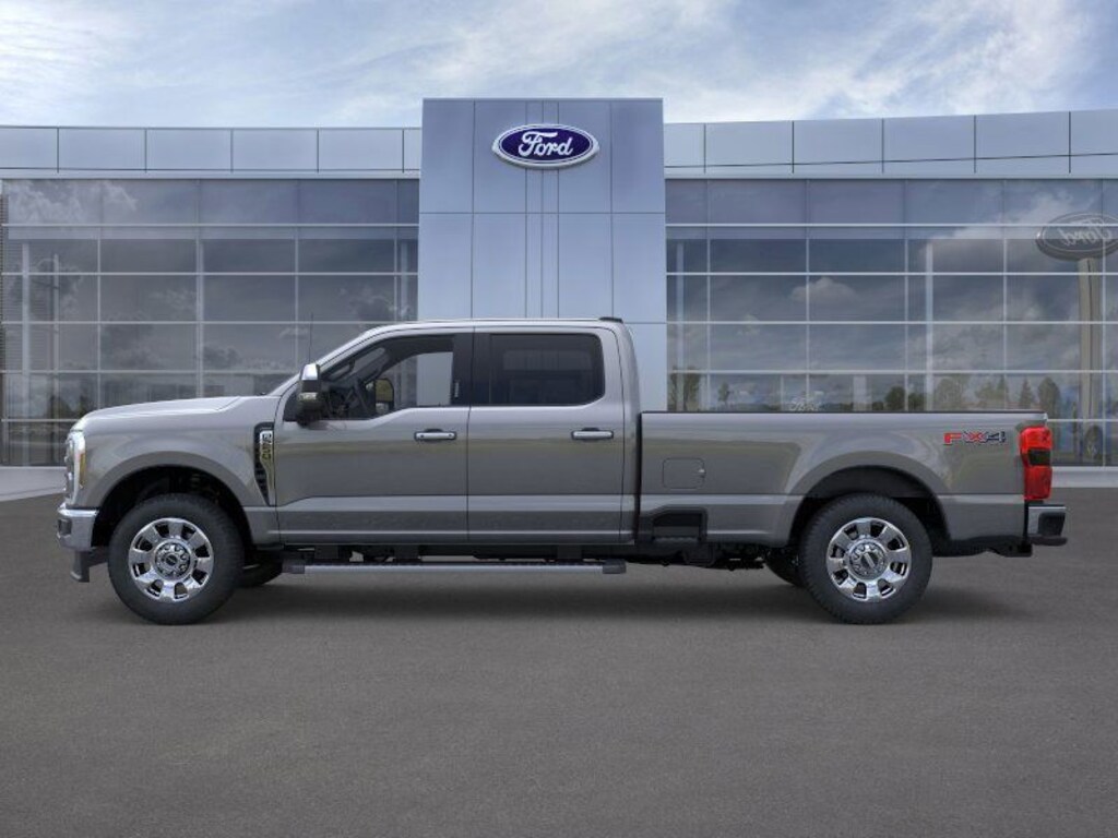 New 2025 Ford F-250SD Lariat Truck